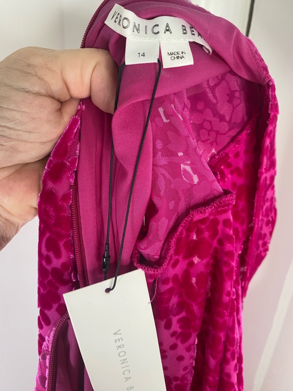 Veronica Beard NWT Ruthie Magenta  Velvet Long-Sleeve  Gown - Picture 12 of 12